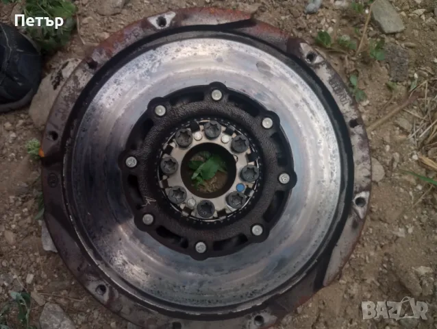 Демферен маховик комплект съединител Тойота Авенсис рав 4 корола аурис 13450-0R010 , снимка 5 - Части - 47296291