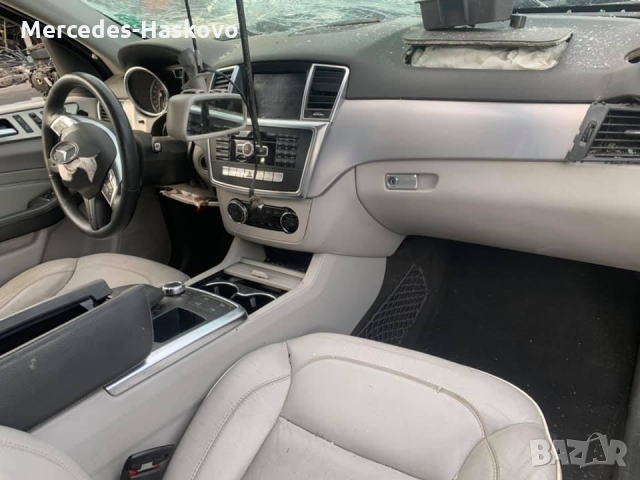 Mercedes-Benz ML  CDI 4Matic, снимка 5 - Автомобили и джипове - 36032651