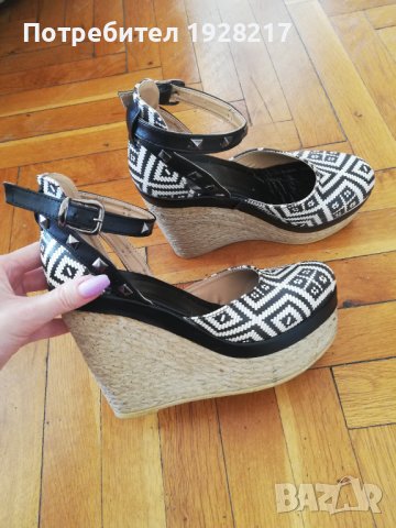 Обувки на платформа