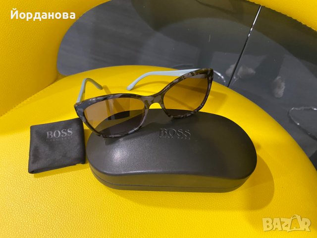 Слънчеви очила HUGO BOSS Cat-Eye с градиента, снимка 4 - Слънчеви и диоптрични очила - 41020692