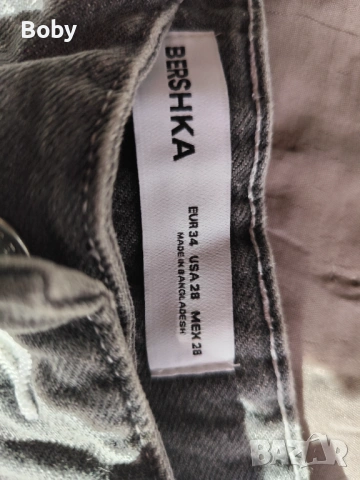 Къси дънкови панталони Bershka Skater , снимка 2 - Къси панталони - 53072142