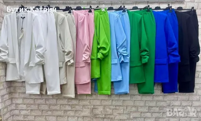 Официален дамски костюм, снимка 1