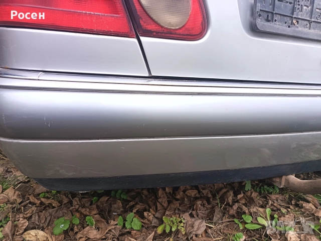 Задна броня за Мерцедес, снимка 7 - Части - 52905670