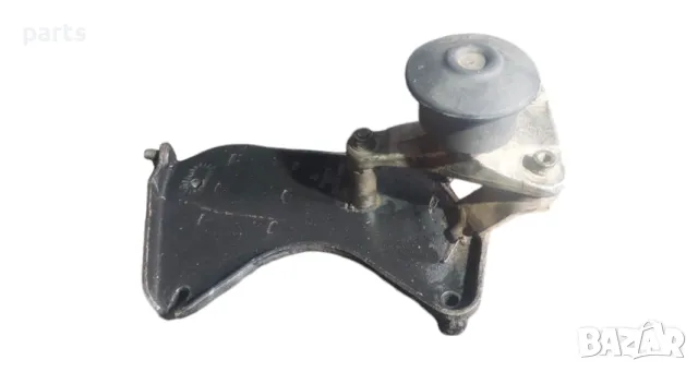 Лапа и Тампон Двигател Ауди A4 B6 - A4 B5
- VW Пасат - 5565700 - 8E0199343
- 8D0199225D