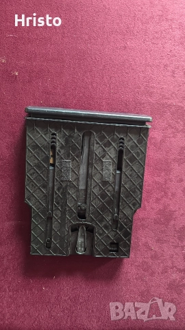 задна поставка за чаши BMW e90 , снимка 3 - Части - 52951849