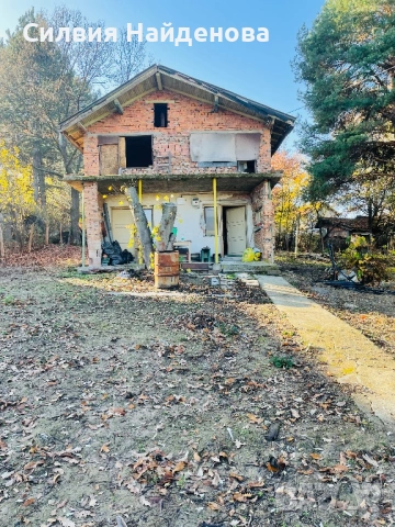 Продавам къща с.Нови хан кв.Побит камък, снимка 2 - Къщи - 53212231