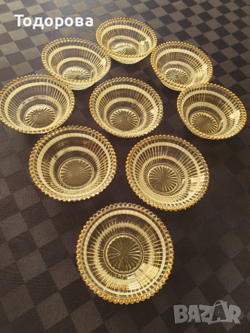 Стари стъклени купички с богата позлата - 9 броя., снимка 7 - Сервизи - 41593001