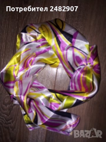Дамски шал - сатен, снимка 2 - Шалове - 41665300