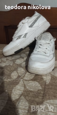 Оригинални маратонки Reebok , снимка 2 - Маратонки - 41245793