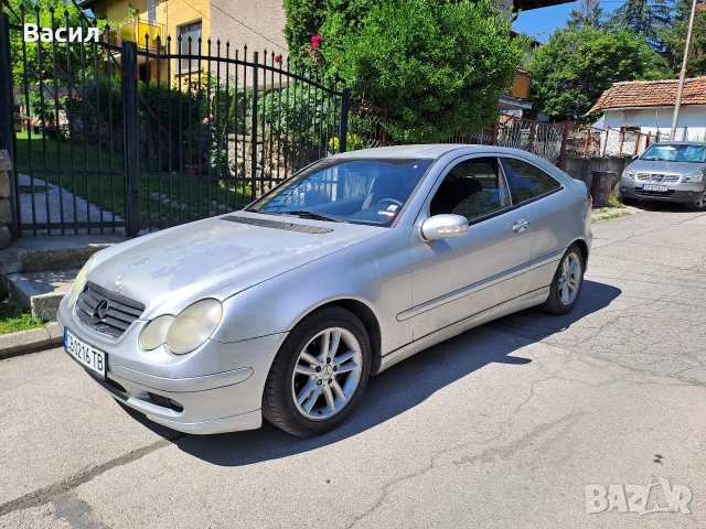 Мерцедес С 200 Kompressor sport coupe, снимка 2 - Автомобили и джипове - 53611329
