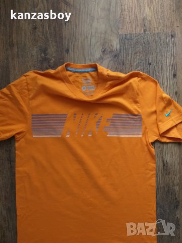 nike - страхотна мъжка тениска 100% оригинал , снимка 7 - Тениски - 35895895