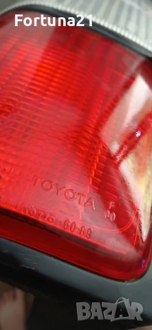 Toyota Land Cruiser - орижинален ляв стоп, снимка 3 - Части - 51786665