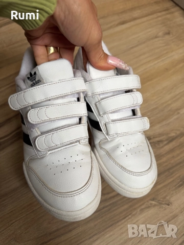 Детски оригинални кожени маратонки adidas TEAM COURT 2 STR CF ! 33 н, снимка 3 - Детски маратонки - 52323516