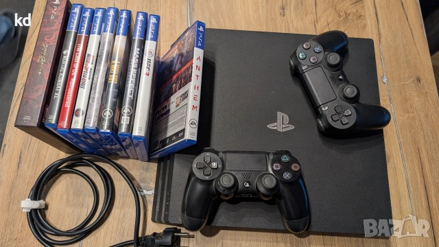 Playstation 4 Pro 1TB + 2 контролера и 9 игри