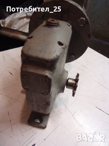 Мотор-редуктор 56 об/мин., снимка 2 - Електродвигатели - 42681377