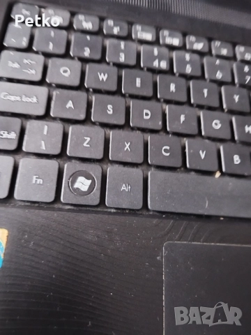 Лаптоп Packard bell, снимка 2 - Лаптопи за дома - 52187216