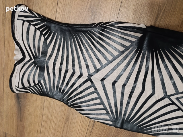 Бандажна рокля Herve Leger , снимка 8 - Рокли - 52956911