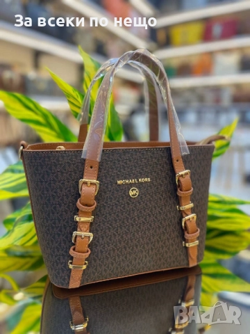 Michael Kors Дамска Чанта Майкъл Корс - Налични Различни Цветове Код E661, снимка 4 - Чанти - 51479575