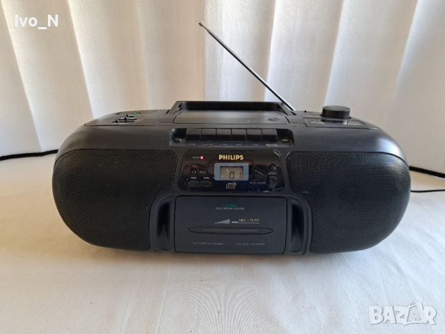 CD радиокасетофон Philips AZ 8048.