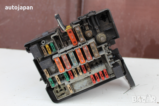 Кутия за предпазители, бушониера Пежо 206 1.4 75кс 2врати 03г Peugeot 206 1.4 75hp 2003