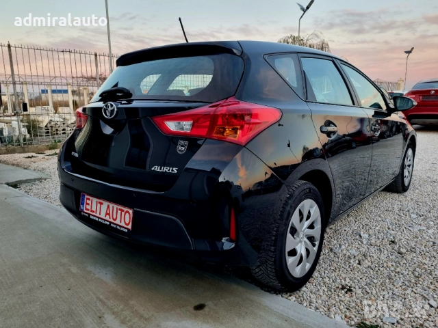Toyota Auris 1.3VVT-i 99ks. 6 скорости, Климатроник, снимка 6 - Автомобили и джипове - 52904504