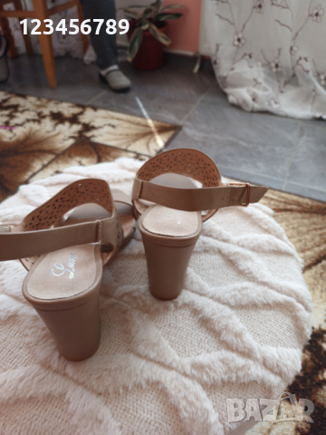 Обувки , снимка 5 - Дамски обувки на ток - 36362622