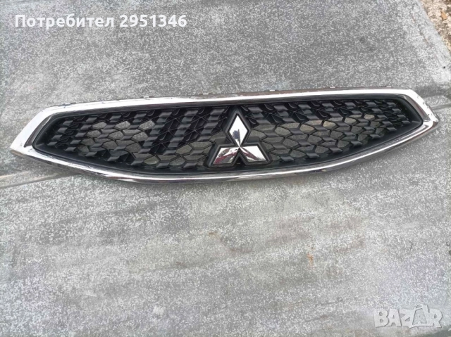 Решетка предна броня Mitshubishi Spacestar