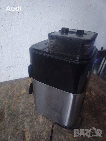 PHILIPS кафемашина с кафемелачка За шварц кафе. Стъклена кана за 12 броя чаши кафе, снимка 3 - Кафемашини - 42590200