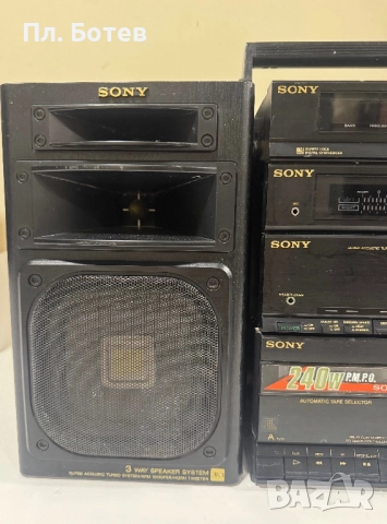 Радио касетофон Sony HST 404, снимка 3 - Радиокасетофони, транзистори - 52662669