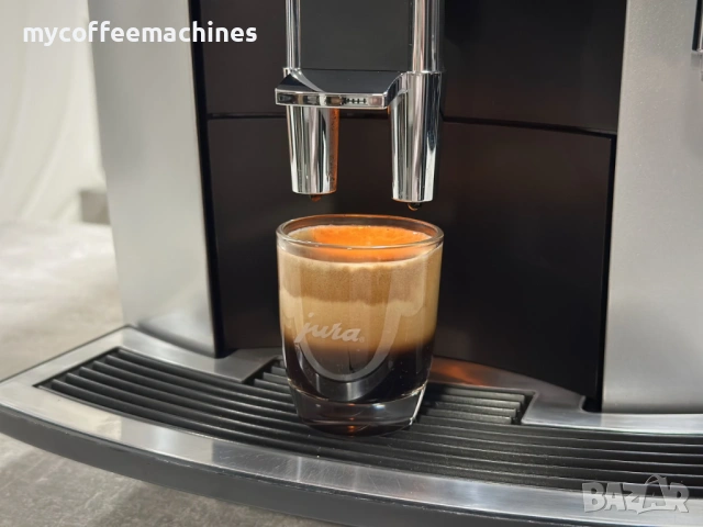 Кафемашина JURA E8, снимка 6 - Кафемашини - 53596305