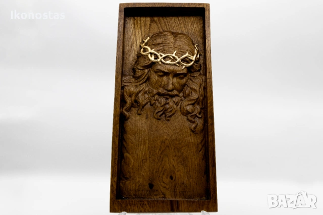 Позлатена релефна икона „Мъките Христови“ от дъб