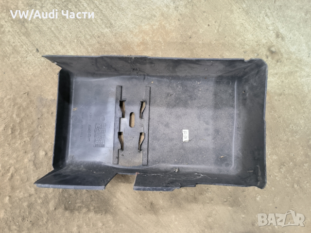 Капак кутия акумулатор за Ситроен Ксара Citroen Xsara Picasso Peugeot 607 9636499077, снимка 2 - Части - 44749976