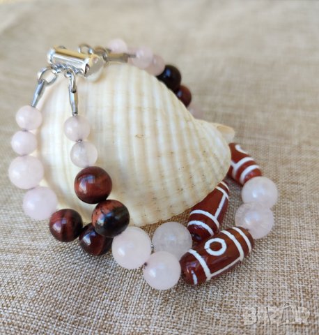 Двойна гривна на любовта с мъниста Дзи, розов кварц и червено тигрово око, снимка 4 - Гривни - 39955263