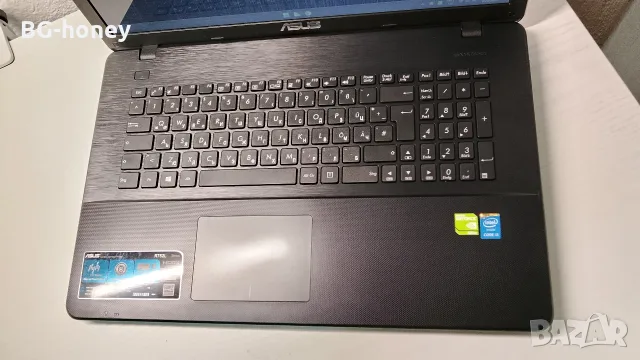 17" Asus/i3/12RAM/ 128SSD/2GBNvidia/с чанта, снимка 11 - Лаптопи за дома - 56314036