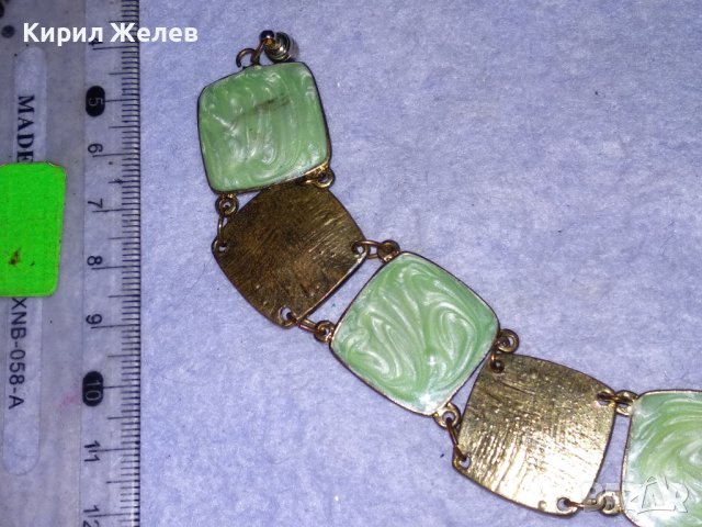 ЕФЕКТНА ЗЛАТИСТА с ЕМАЙЛ-ЛАК ВИНТИДЖ ГРИВНА от НЕРЪЖДАЕМА СТОМАНА с МАГНИТНА ЗАКОПЧАЛКА 11872, снимка 11 - Гривни - 41761560