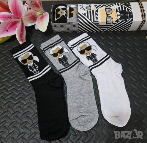 чорапи в кутия nike calvin klein , снимка 3 - Дамски чорапи - 51633947