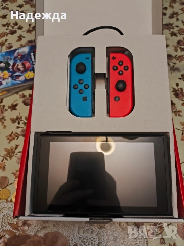 Nintendo Switch V2 - хакнато, снимка 2 - Nintendo конзоли - 53663419
