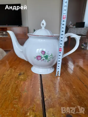 Стар порцеланов чайник #3, снимка 4 - Други ценни предмети - 47396810