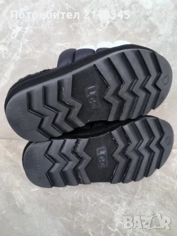 UGG пантофи 38 номер , снимка 5 - Маратонки - 49263246