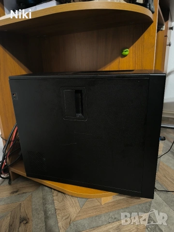 Продавам компютър както за игри така и за работа!, снимка 2 - Работни компютри - 53289624