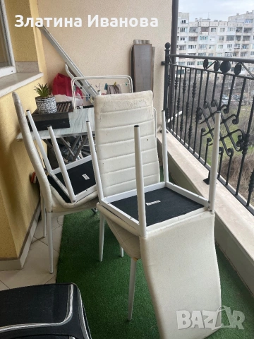 Подарявам 4 стола