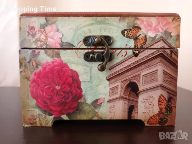 НОВА дървена кутия за бижута с огледало, Спиди/лично предаване , снимка 2 - Други - 48332535