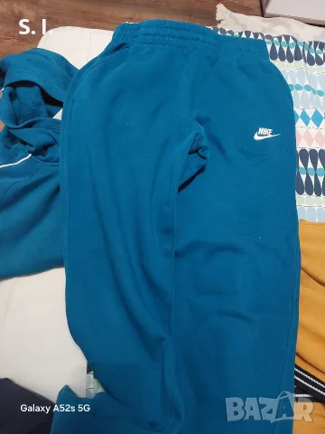 Оригинален екип/анцуг Nike, р-р 147-158, снимка 3 - Детски анцузи и суичери - 55978450