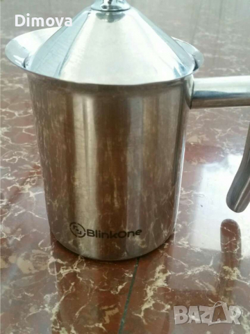 BlinkOne за лате кафе  : ръчна помпа с фина мрежа...