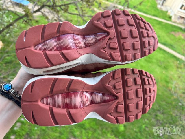 Nike Air Max 95 — номер 38, снимка 5 - Маратонки - 40428532