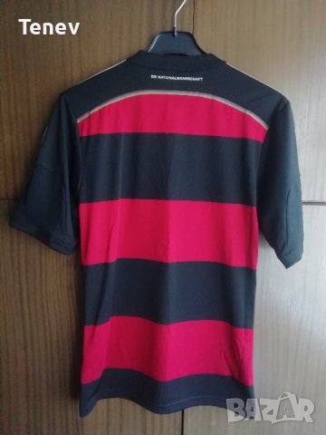 Germany Adidas 2014 World Cup оригинална тениска фланелка размер S Германия екип , снимка 2 - Тениски - 41766480