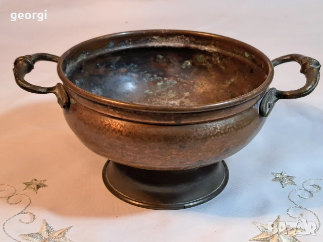 стара медна купа с бронзови дръжки 32/3