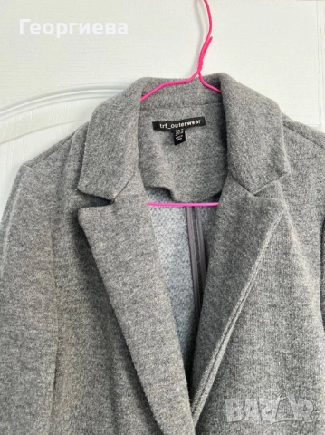 Страхотно дамско палто Zara, снимка 2 - Палта, манта - 53569958