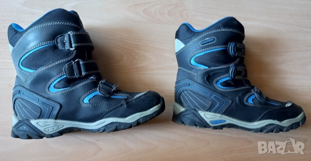 Зимно яке 10-12г., Отлично + подарък обувки Bulldozer, снимка 7 - Детски якета и елеци - 51594002