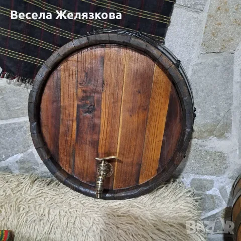 Диспенсър от автентична бъчва 